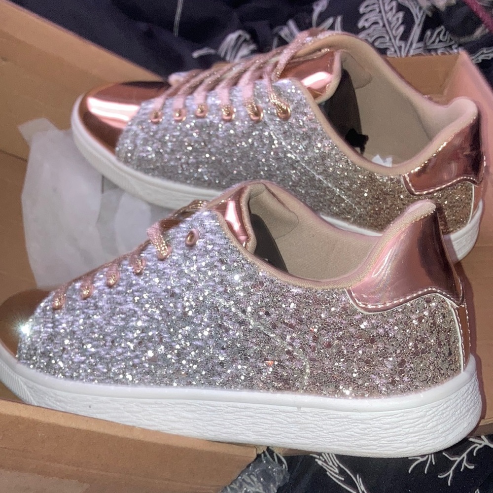 BRAND NEW metallic sparkly tennis shoes